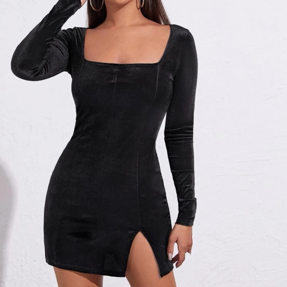 Bodycon Velvet Dress